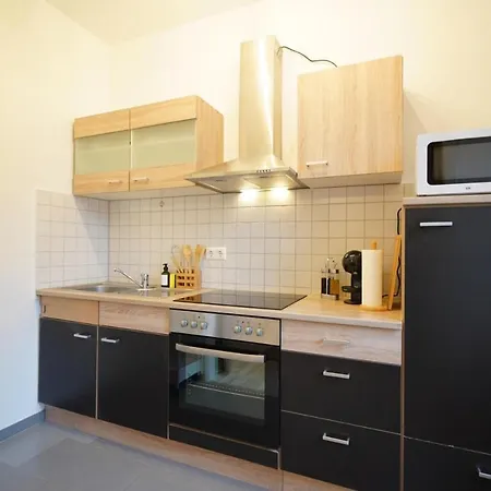 Dein Flughafen Messe Nahe Duesseldorf 2 Apartamento *