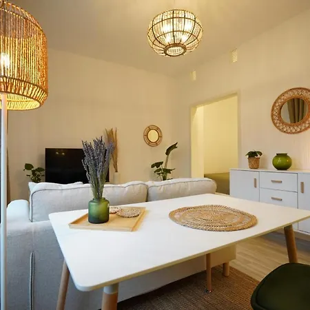 Dein Flughafen Messe Nahe Duesseldorf 2 *