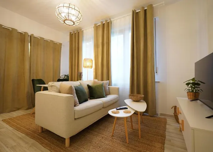 Dein Flughafen Messe Nahe Duesseldorf 2 *